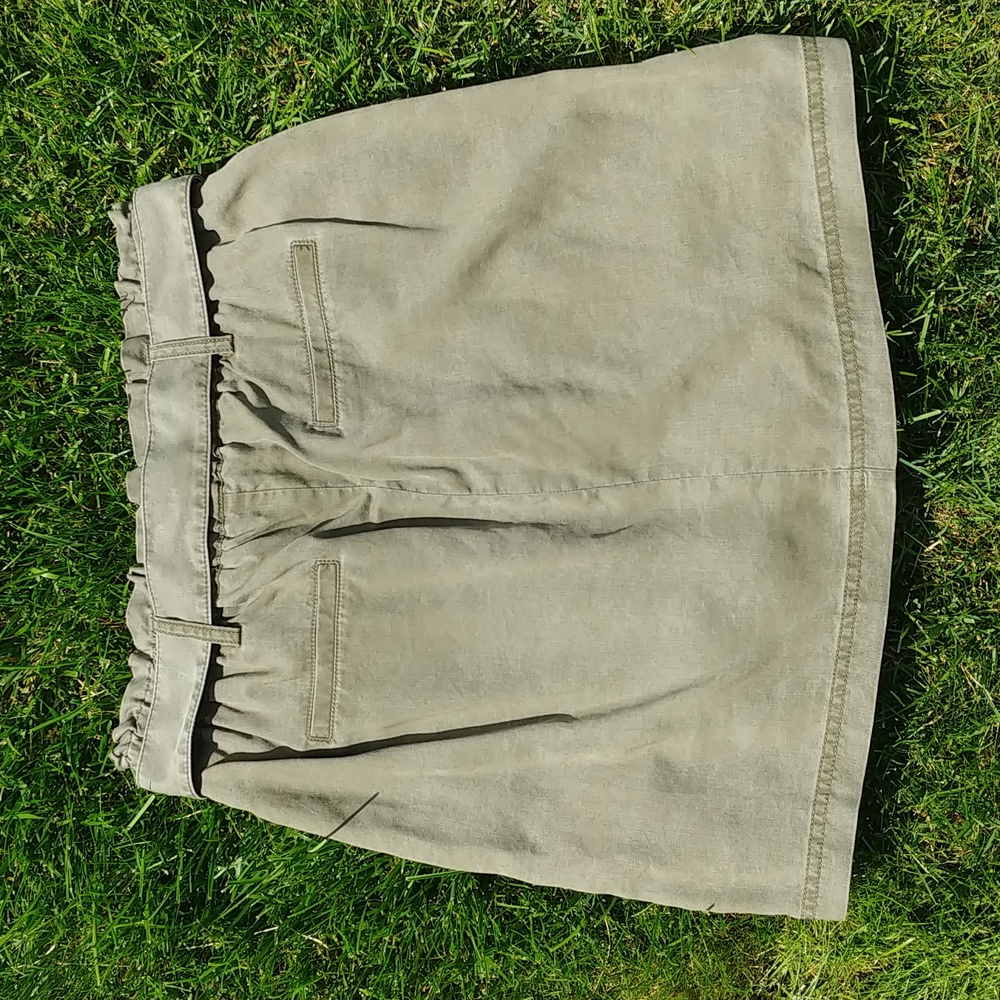 EXPRESS Front-Snap Skirt - Picture 6 of 13